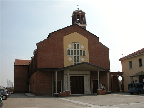 Pessione: Chiesa.